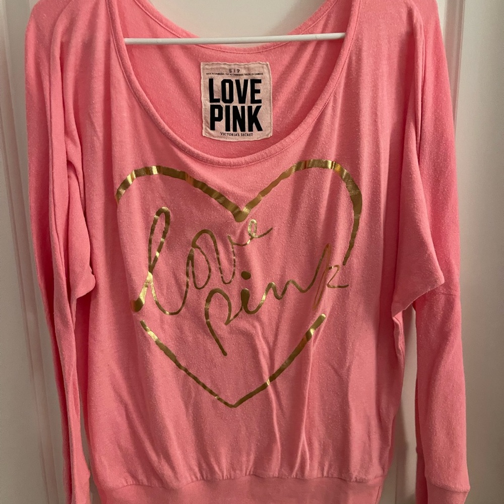 NWOT  Victoria’s Secret pink size small top